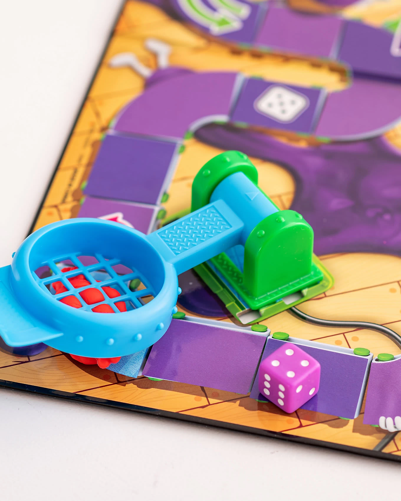 Hasbro Bravo Traube Brettspiel 7 Hasbro Bravo Traube Brettspiel – Bild 5