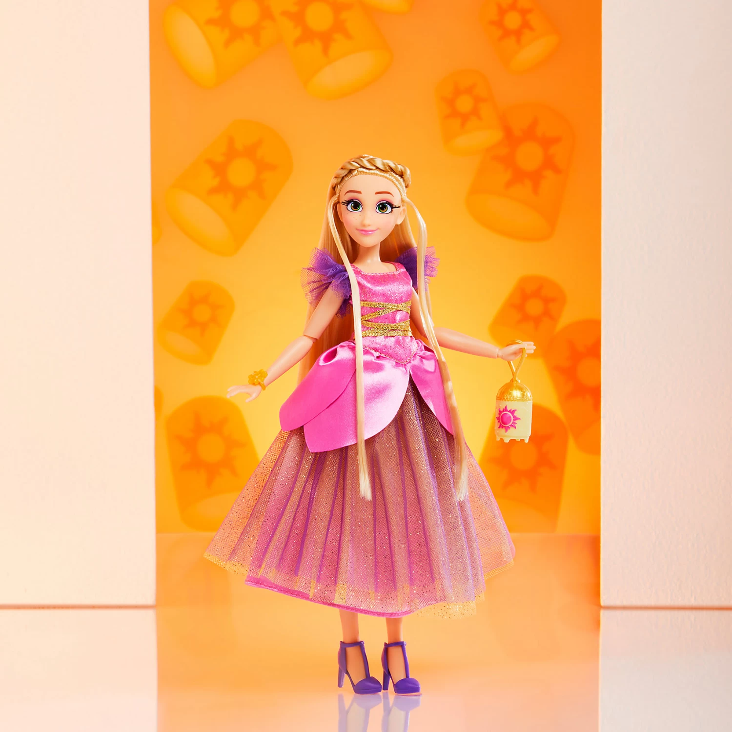 Hasbro Disney Prinzessin Style Serie 10 Rapunzel, Moderne Modepuppe Mit Kleidung... 9 Hasbro Disney Prinzessin Style Serie 10 Rapunzel, Moderne Modepuppe Mit Kleidung... – Bild 7